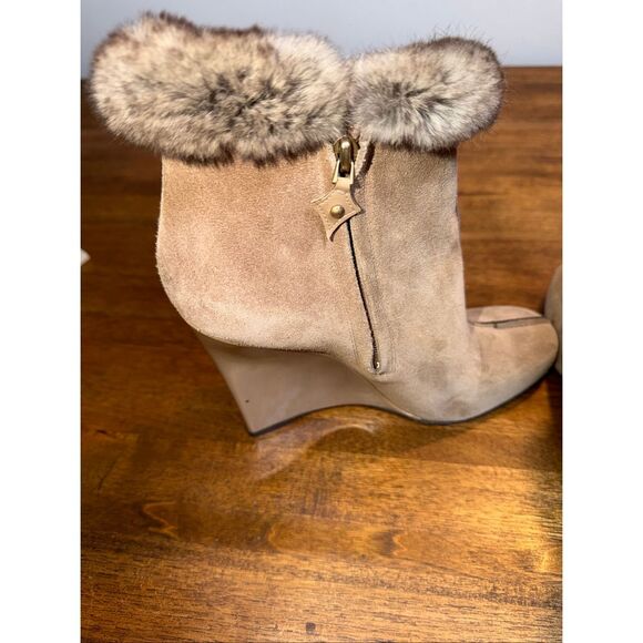 LOUIS VUITTON Wedge Sole Fur Trim Ankle Boots - Picture 6 of 13